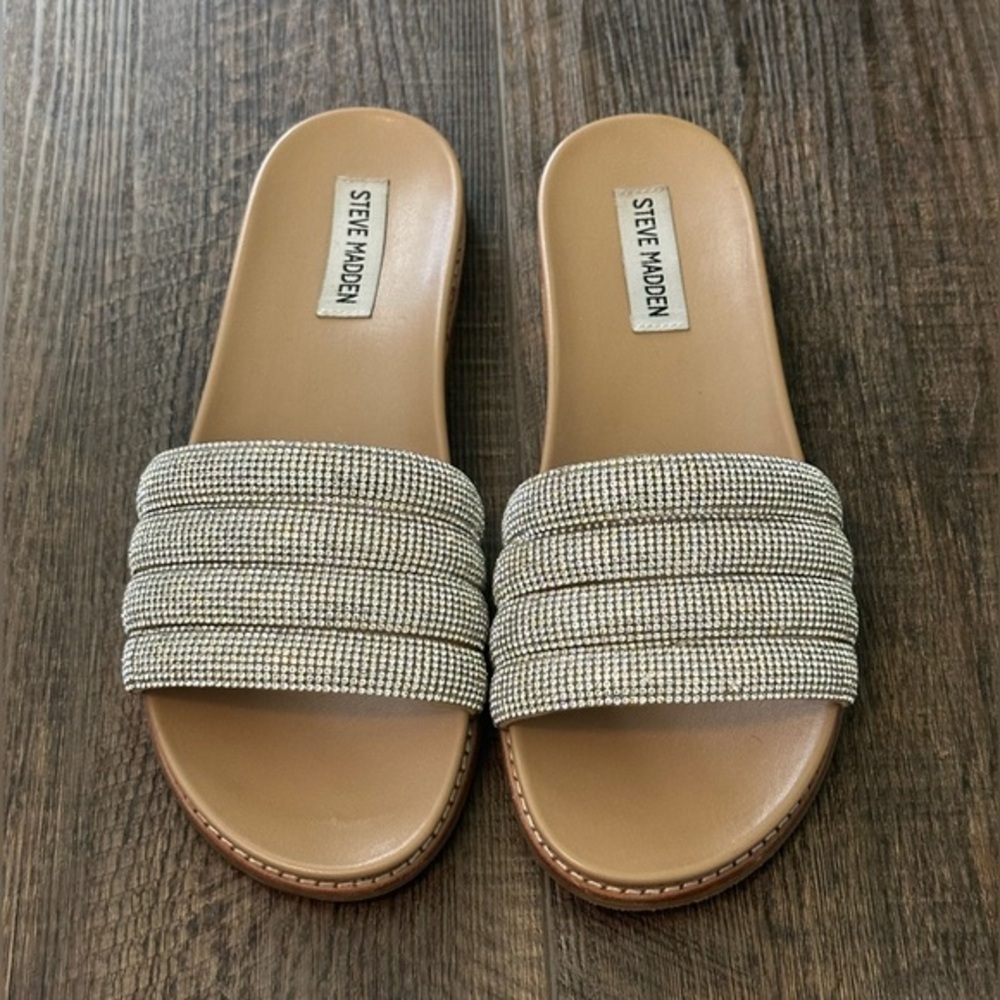 Steve Madden slides